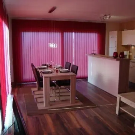 Holiday home Auszeit Direkt Am Wasser