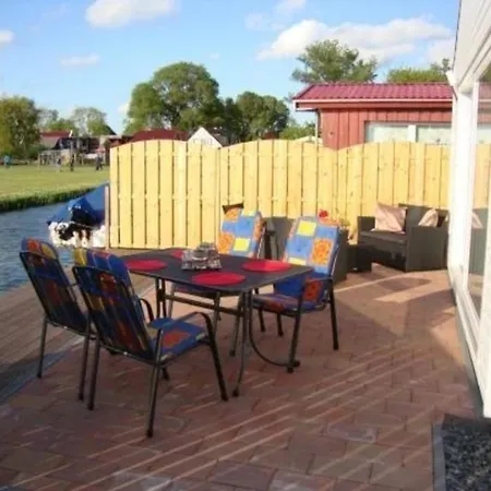Holiday home Auszeit Direkt Am Wasser *