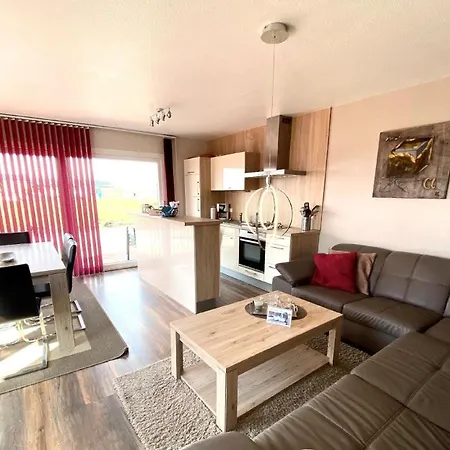Holiday home Auszeit Direkt Am Wasser Wervershoof